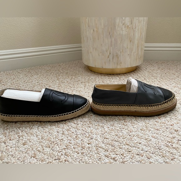 CHANEL DOUBLE SOLES ESPADRILLES - Picture 6 of 6